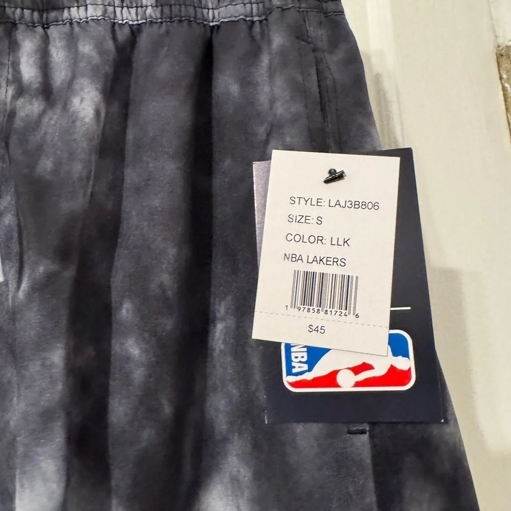 Laker Board shorts small NWT